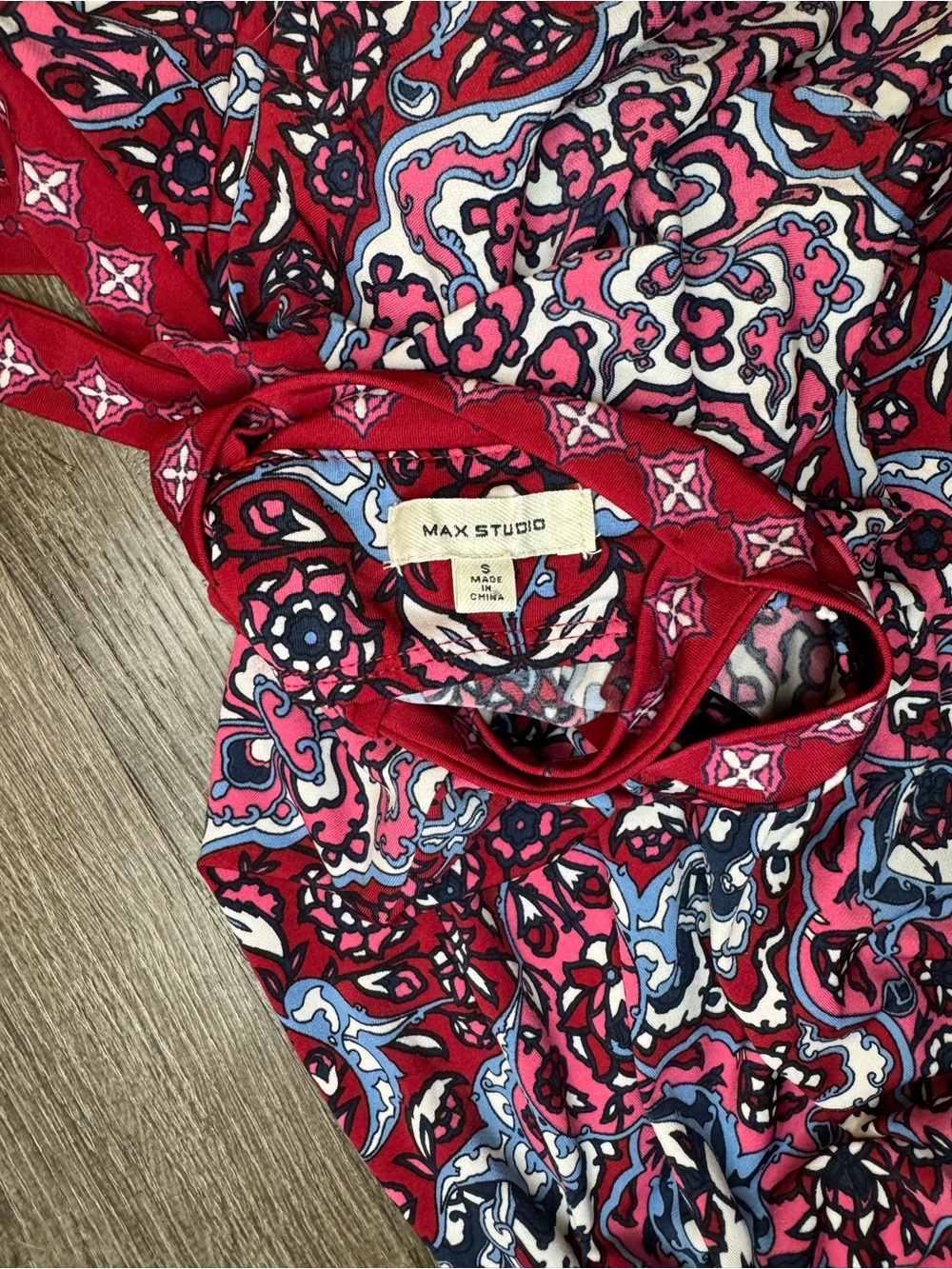 Max Studio Red and Pink Patterned Halter Mini Dress Small - Picture 4 of 4